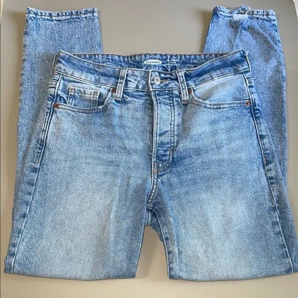 Old Navy Light denim Straight Leg Jeans - Picture 1 of 9
